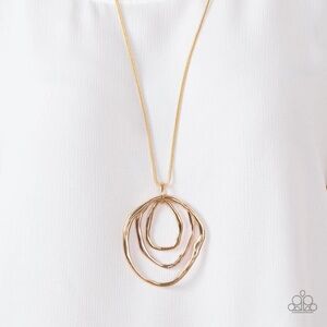 Paparazzi Jewelry - Vintage Revamped Relic gold necklace